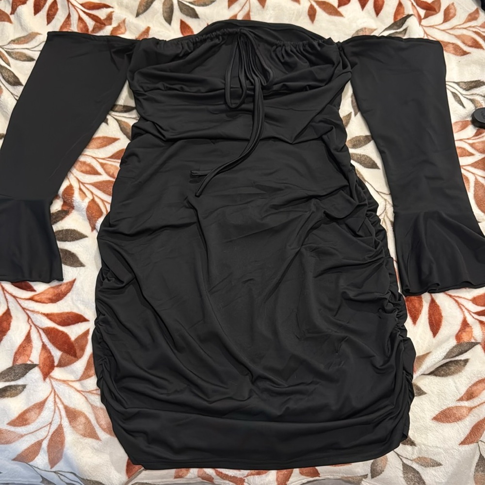 Women’s off the shoulder dress NWOT